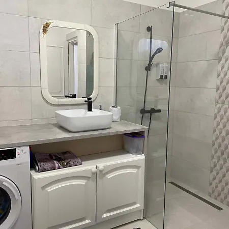 Apartment In - Balaton 18046 Balatonberény