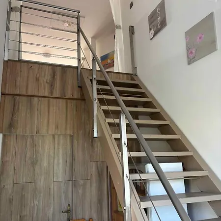 Apartamento 1 *