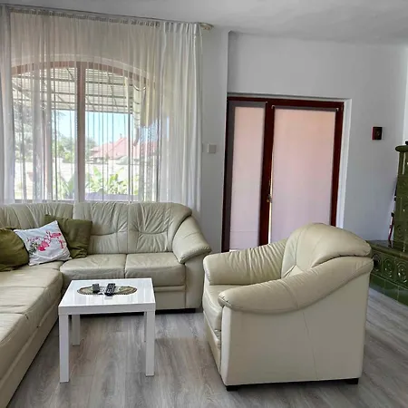 Apartment In Balatonbereny - Balaton 18046 Daire Balatonberény