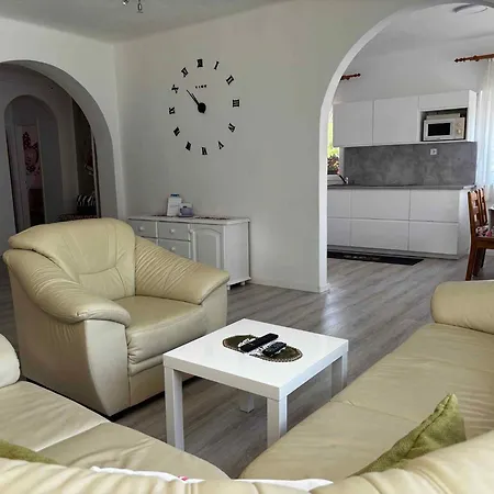 Apartment In Balatonbereny - Balaton 18046 *