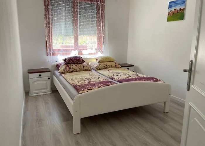 Apartment In - Balaton 18046