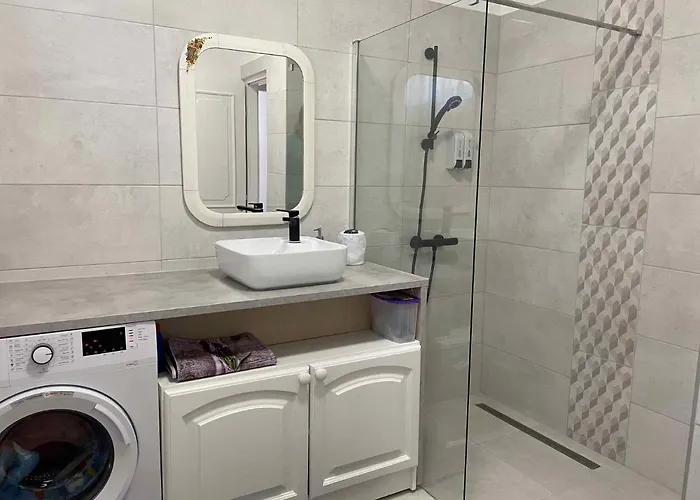 Apartment In - Balaton 18046 Balatonberény